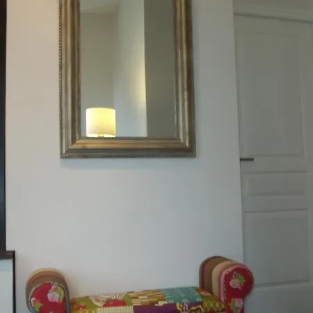 - Boutique - Near Negresco *